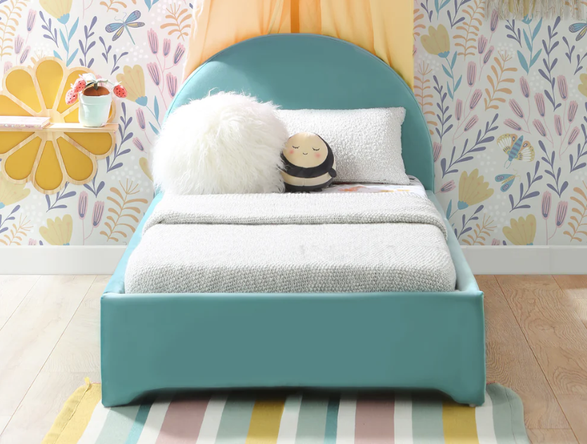 Uma Toddler Bed