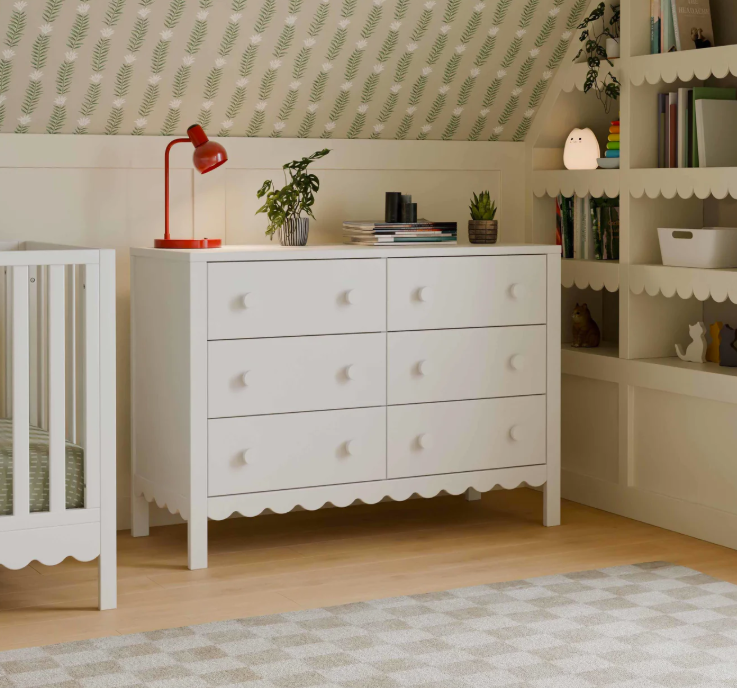 Davinci Sammy Scallop 6-Drawer Dresser