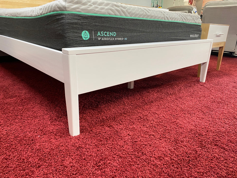 Maxtrix Scandinavian Bed White and Natural