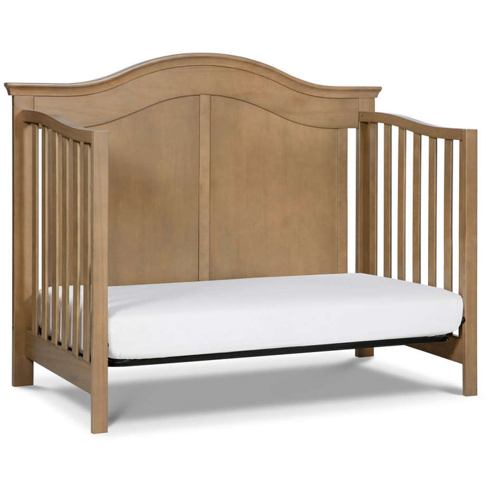DaVinci Meadow 4-In-1 Convertible Crib