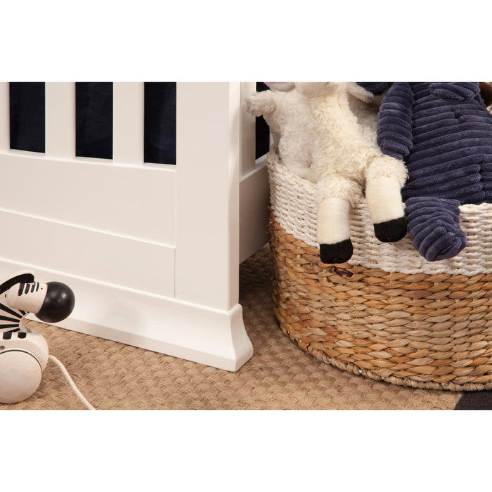DaVinci Meadow 4-In-1 Convertible Crib