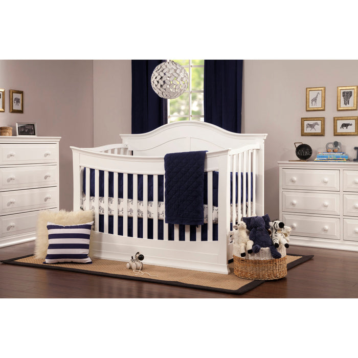 DaVinci Meadow 4-In-1 Convertible Crib