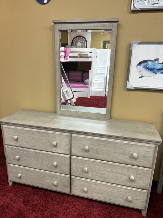 Jackpot Deluxe 6-Drawer Dresser
