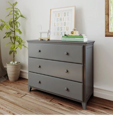 Jackpot Deluxe 3-Drawer Dresser