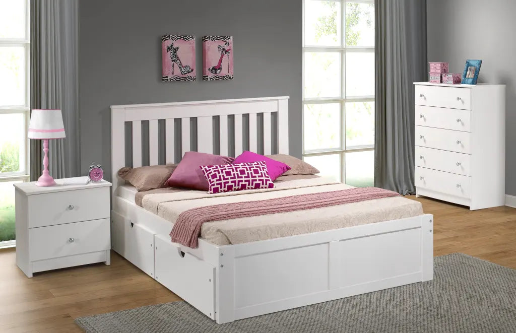 Innovations White Textured York Platform Bed