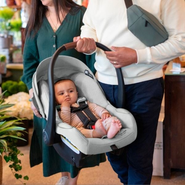 Maxi-Cosi Zelia 2 Luxe+ Travel System - Arctic Frost Brixy Store Exclusive