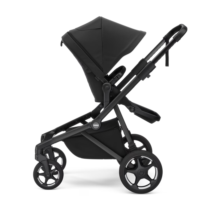 Thule Sleek 2 convertible stroller