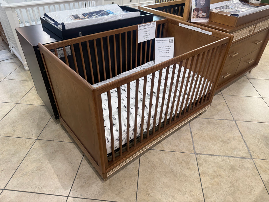 Floor Model Sale! Maxi-Cosi Everheart Crib