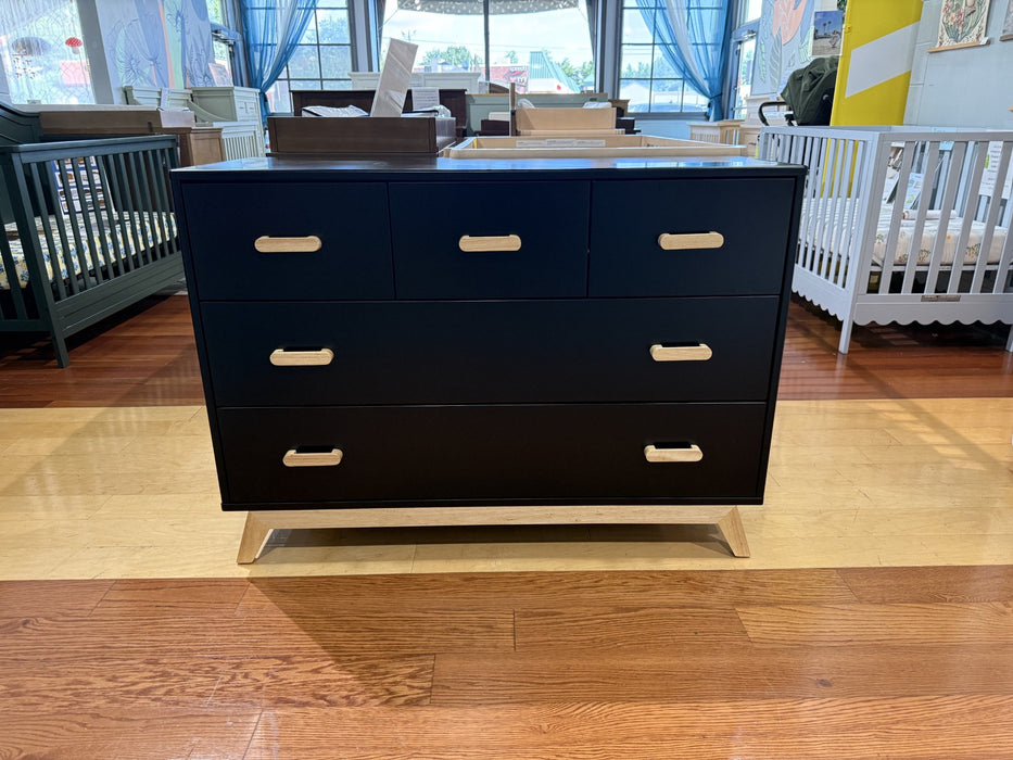 Floor Model Soho 5 Drawer Dresser Black/ Natural