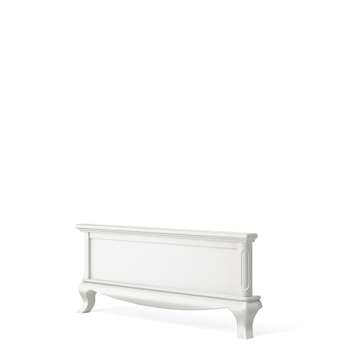 Romina Antonio Low-Profile Footboard