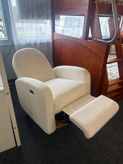 Appleseed Bea Power Recliner