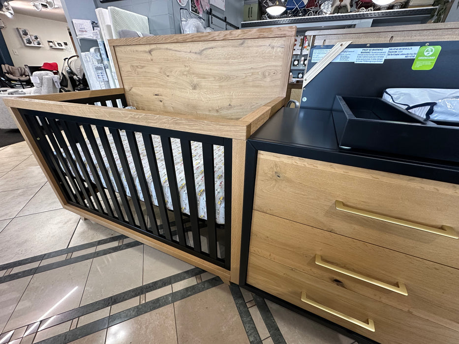 Clearance Floor Model Romina Uptown Collection 4-in-1 Crib, Double Dresser, Changing Tray, Contour Pad