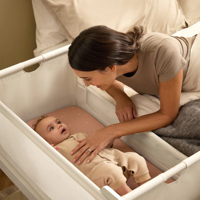 SnuzPod5 Bedside Bassinet
