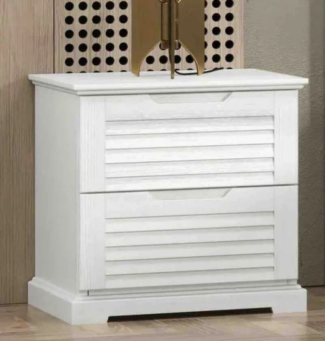 Innovations Cove Platform Bed in Pearl White