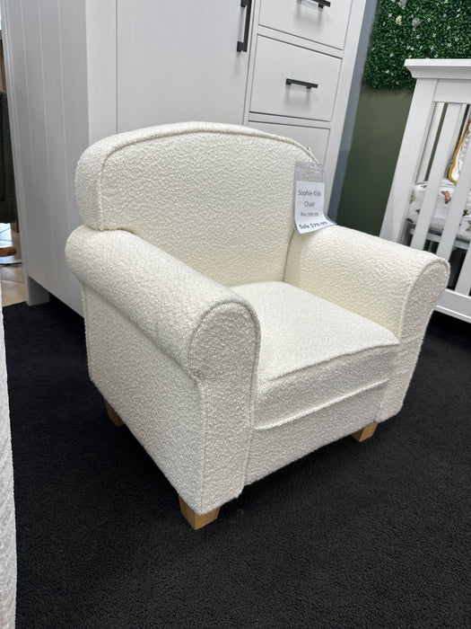 Sophie, Jacey, & Mochi Kids Comfy Chair