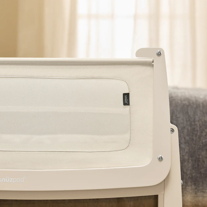 SnuzPod5 Bedside Bassinet
