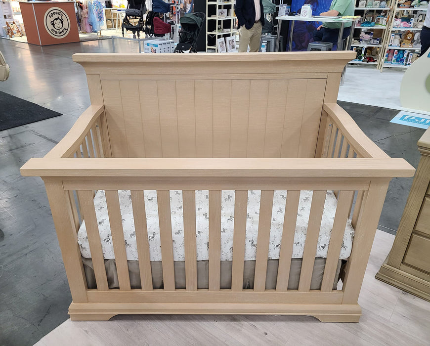 Pali Genova Convertible Crib in Sandstone