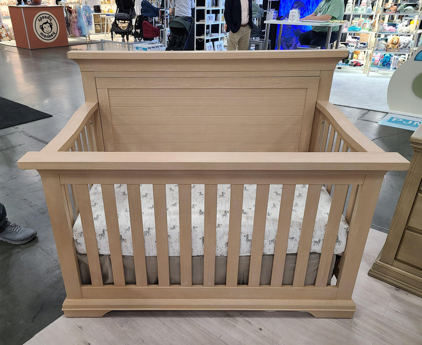 Pali Genova Convertible Crib in Sandstone