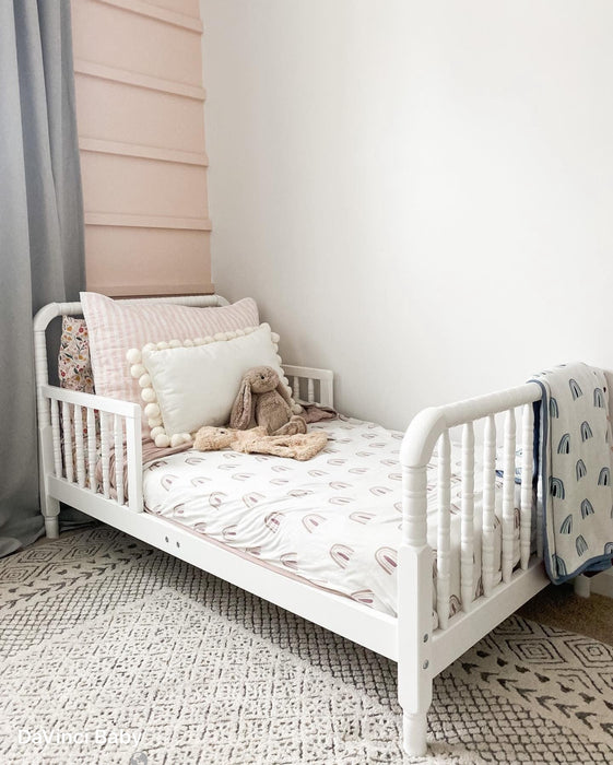 DaVinci Jenny Lind Toddler Bed