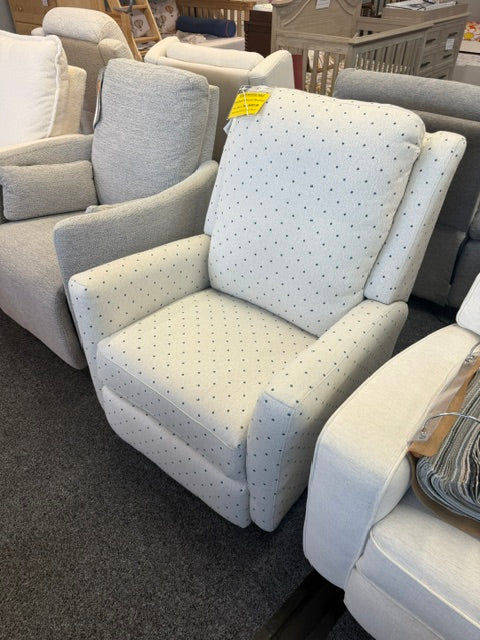 Floor Model Sale! Best Chairs Heatherly Recliner