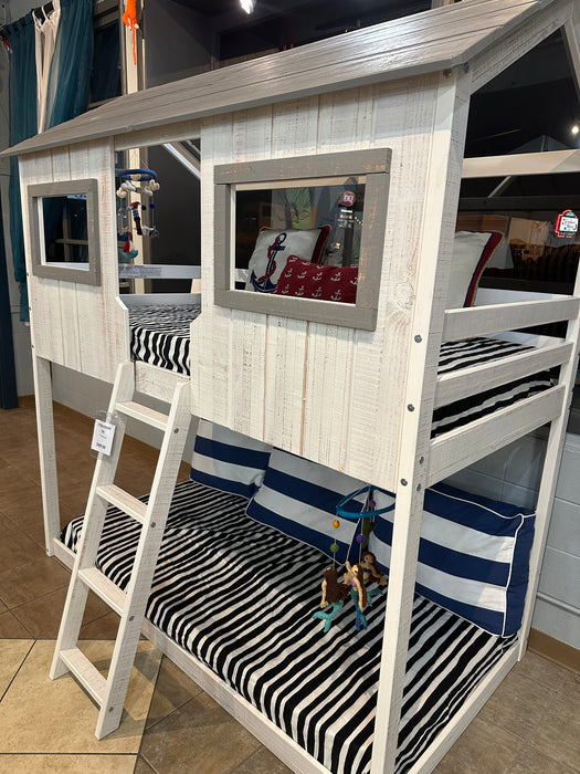 Pirate House Bunk Bed