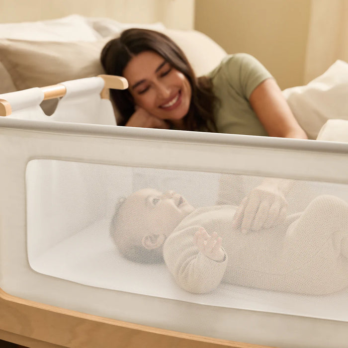SnuzPod5 Bedside Bassinet
