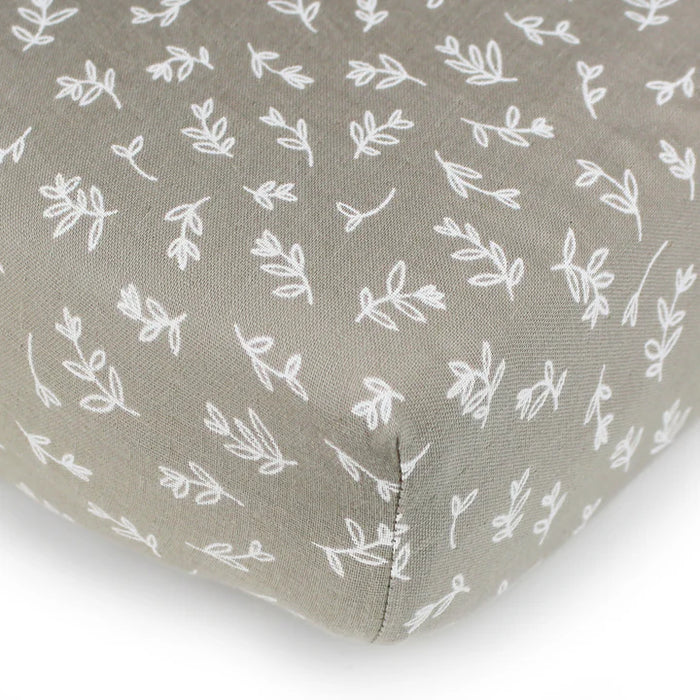 L'ovedbaby Organic Muslin Crib Sheet in Fawn Leaves