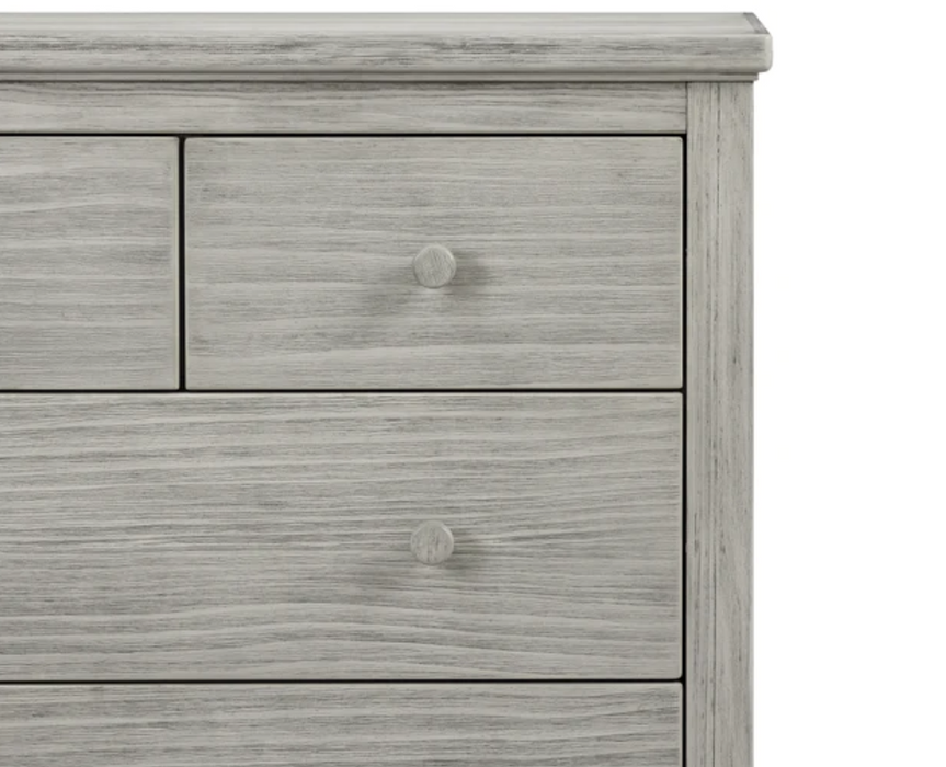 Simmons Kids Paloma 4 Drawer Dresser with Changing Top and Interlocking Drawers