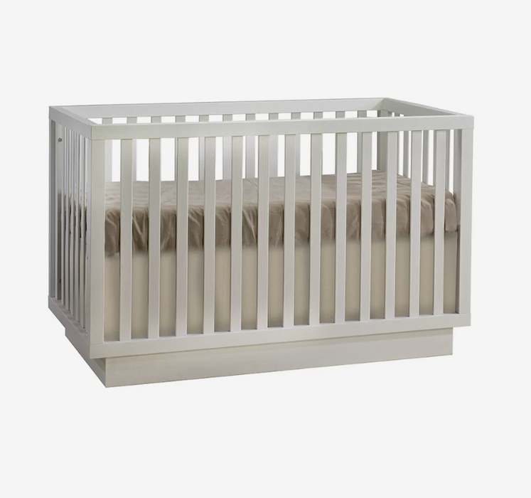 Natart Como Classic Crib