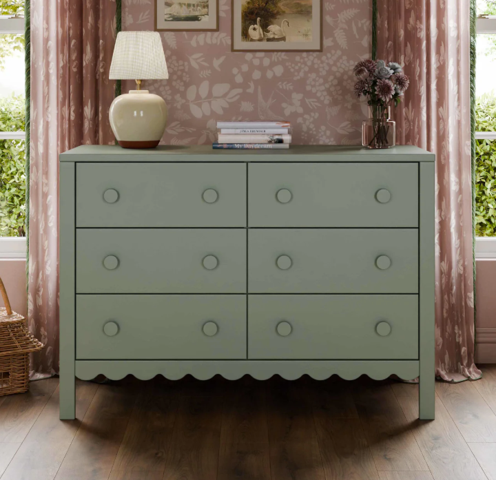 Davinci Sammy Scallop 6-Drawer Dresser
