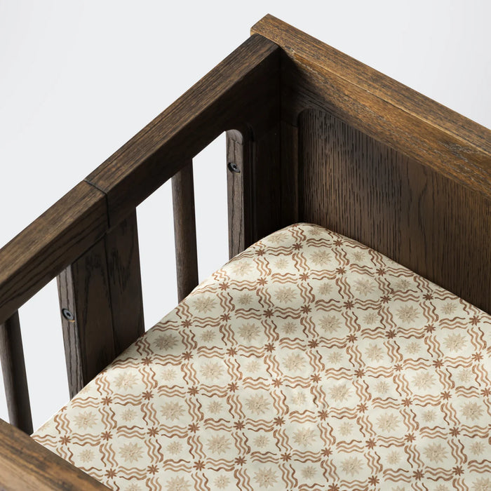 Babyletto All-Stages® Bassinet Sheet in GOTS Certified Organic Brushed Cotton by Nate Berkus