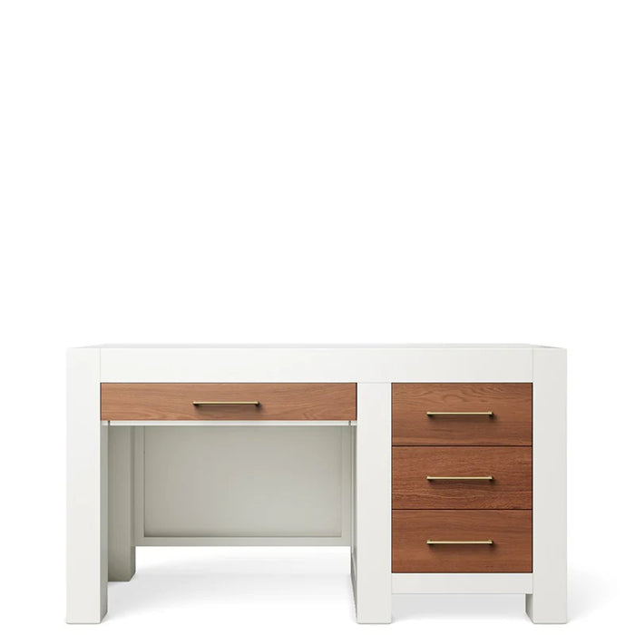 Romina Ventianni Desk