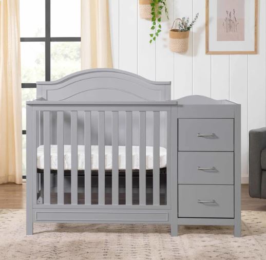 DaVinci Charlie 4-in-1 Convertible Mini Crib & Changer