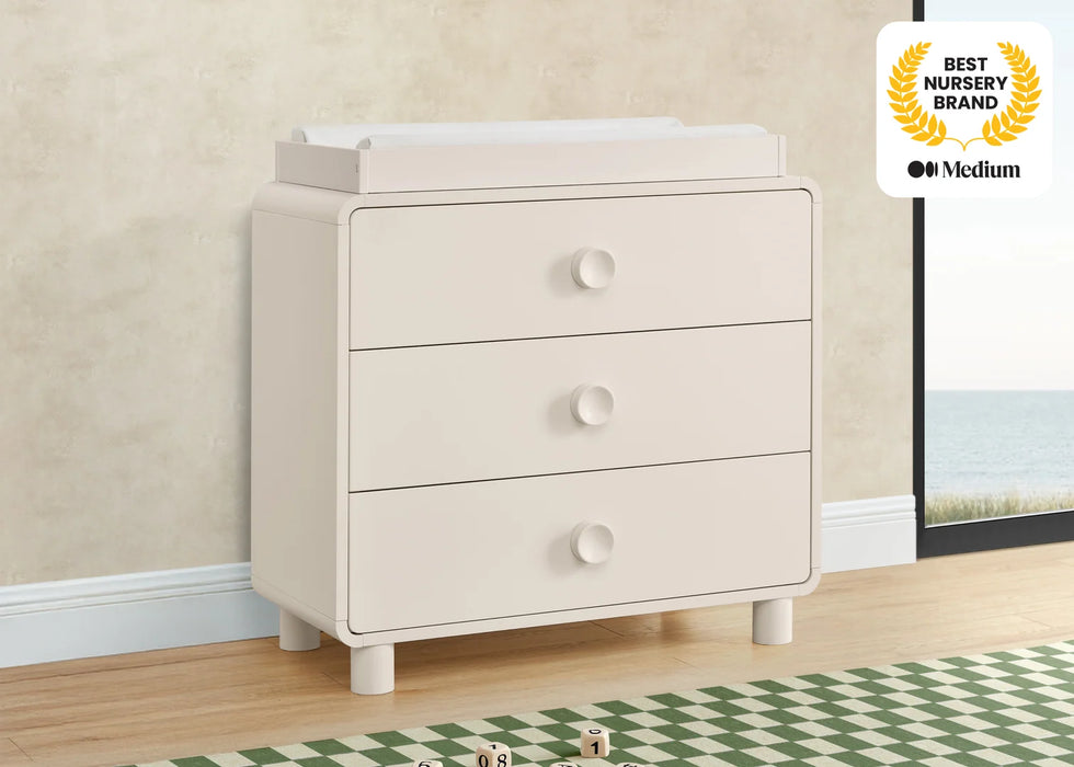 Delta Children Ari 3 Drawer Dresser with Changing Top