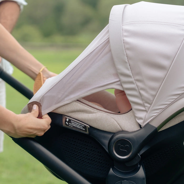 Maxi-Cosi Tayla™ Max Peri™ 180° Rotating Infant Car Seat Travel System