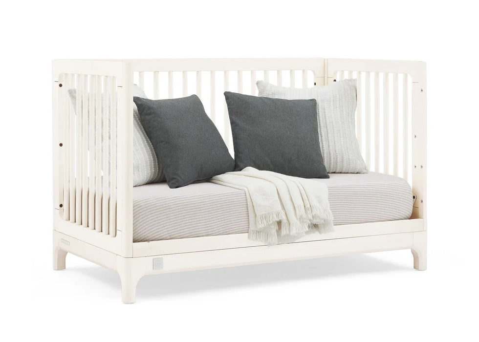 babyGap Wren 4-in-1 Convertible Crib