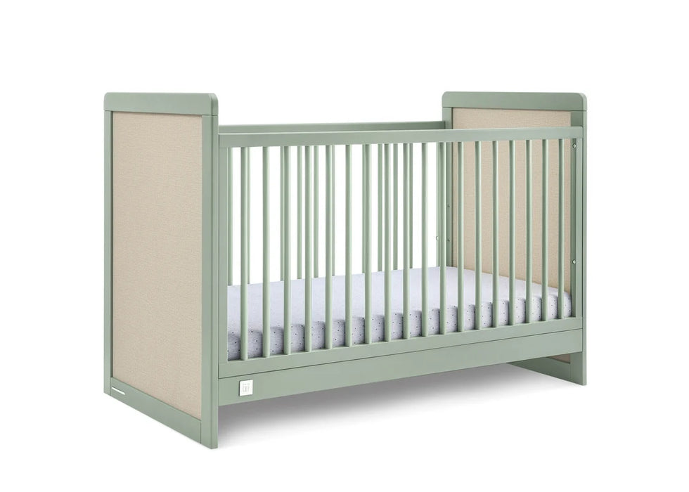 babyGap Liam 4-in-1 Convertible Crib