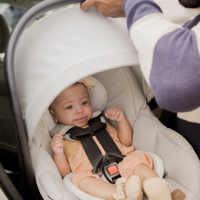 Maxi-Cosi Gia XP Luxe 3-Wheel Travel System