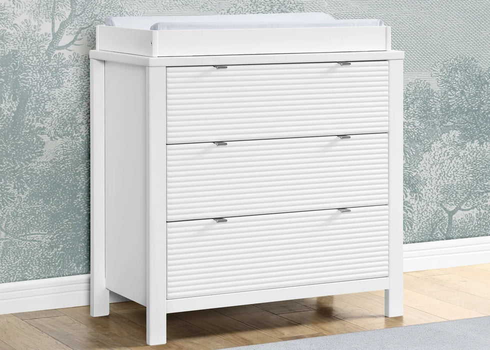 Delta Children Cassie 3 Drawer Dresser with Changing Top