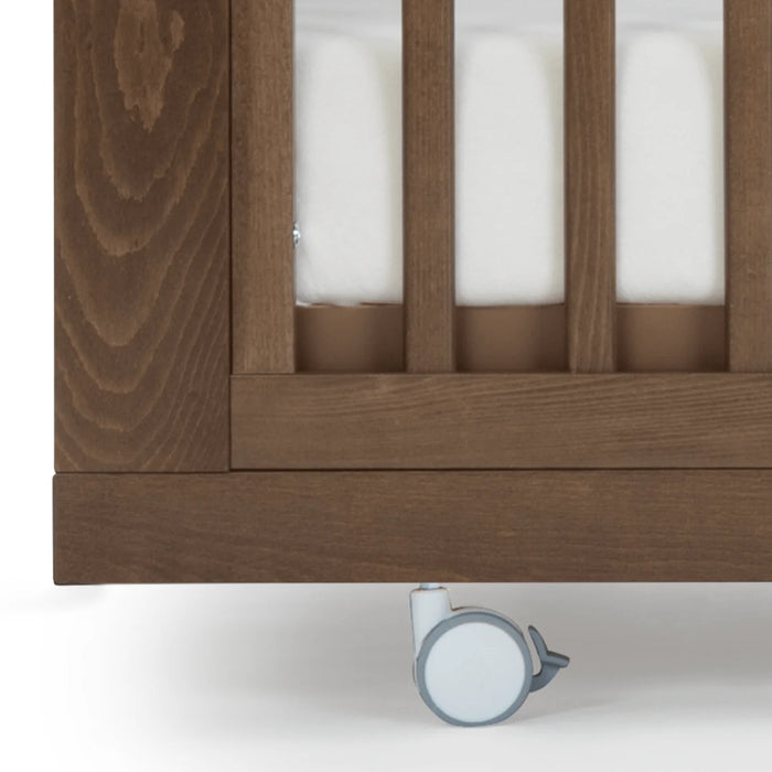 dadada Spirit 8-in-1 Convertible Crib
