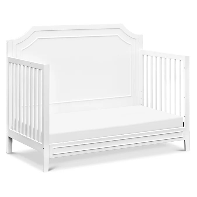 DaVinci Chloe Regency 4-in-1 Convertible Crib